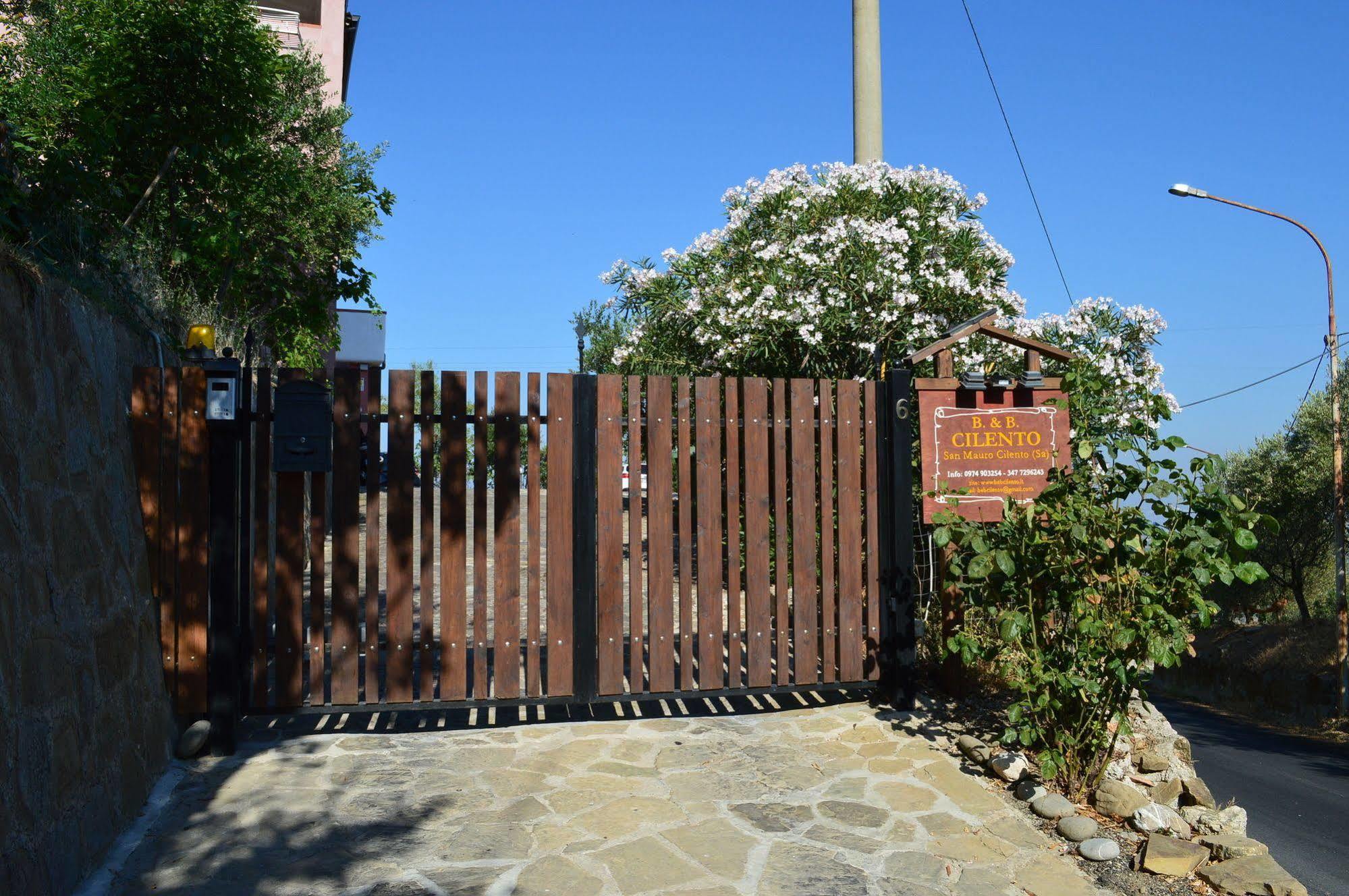 Cilento Acomodação com café da manhã San Mauro Cilento Exterior foto